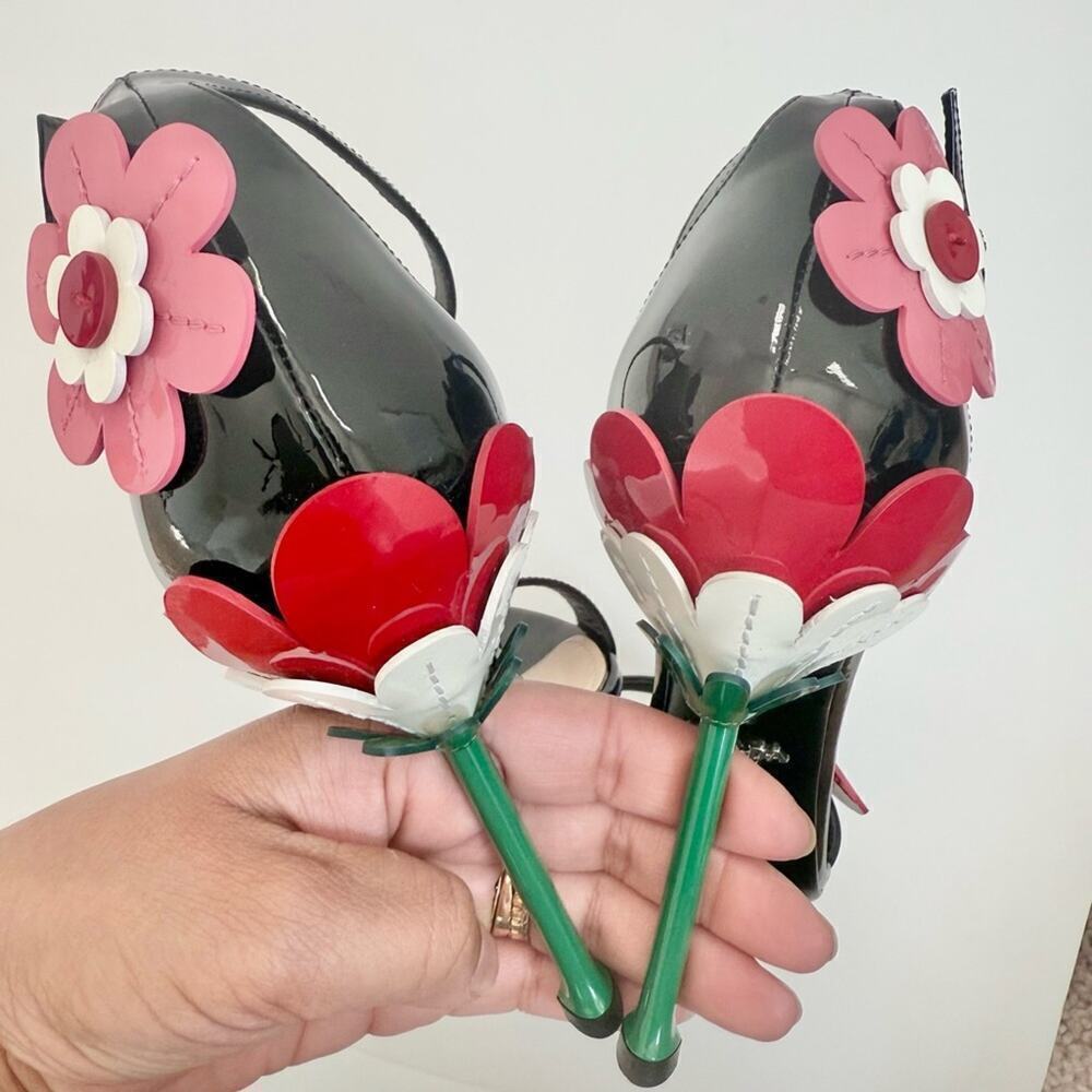 Prada Black red pink leather Runway Daisy floral high heel sandals EU 39 - Picture 6 of 11